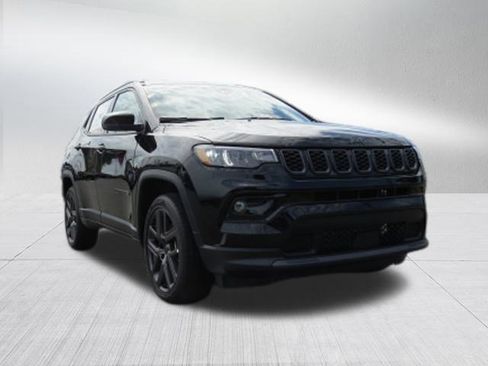New 2025 Jeep Compass Limited w/ Sun & Sound Group image 9