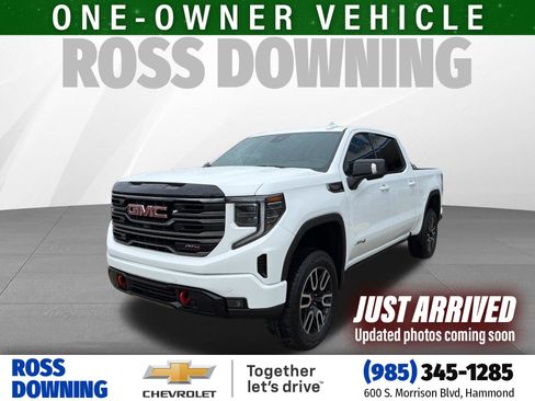 Used 2025 GMC Sierra 1500 AT4 w/ AT4 Premium Package AWD/4WD image 1