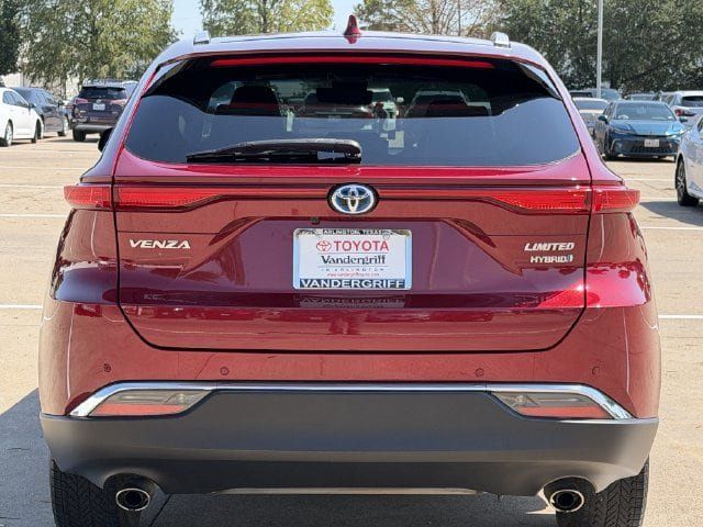 Used 2021 Toyota Venza Limited AWD/4WD image 5