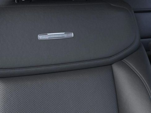 New 2025 Ford Expedition Platinum w/ Stealth Appearance Package image 16