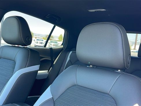 New 2025 Buick Envista Preferred w/ Convenience I Package image 12