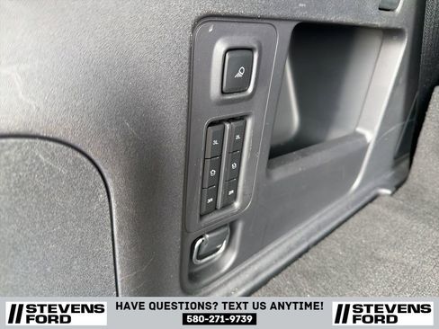 Used 2025 Ford Expedition Active AWD/4WD image 14