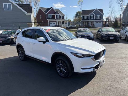Used 2019 MAZDA CX-5 Touring image 2