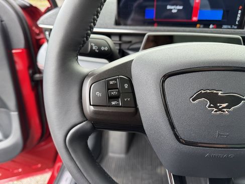 Used 2022 Ford Mustang Mach-E Premium image 18