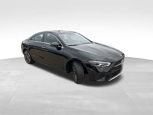 Used 2025 Mercedes-Benz CLA 250 4MATIC image 1