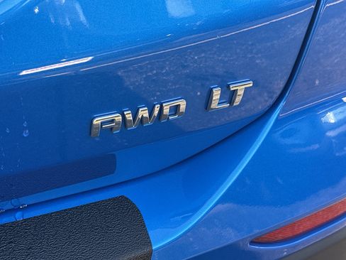 Used 2024 Chevrolet Equinox LT AWD/4WD image 8