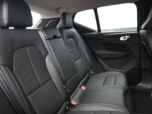 Used 2023 Volvo XC40 B5 Plus w/ Driver Assist Package image 32