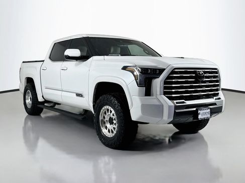 Used 2024 Toyota Tundra Capstone AWD/4WD image 4