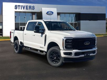New 2026 Ford F250 Lariat w/ Black Appearance Package