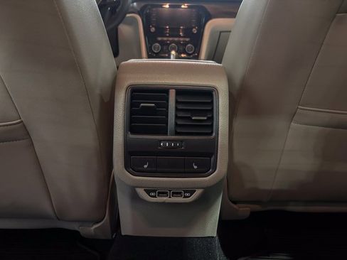 Used 2020 Volkswagen Passat 2.0T SEL image 27