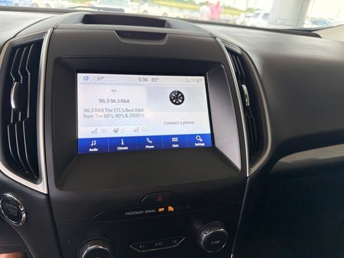 Used 2020 Ford Edge SEL w/ Convenience Package AWD/4WD image 9