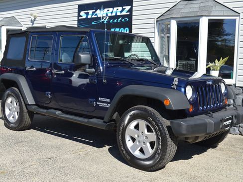 Used 2013 Jeep Wrangler Unlimited Sport image 7