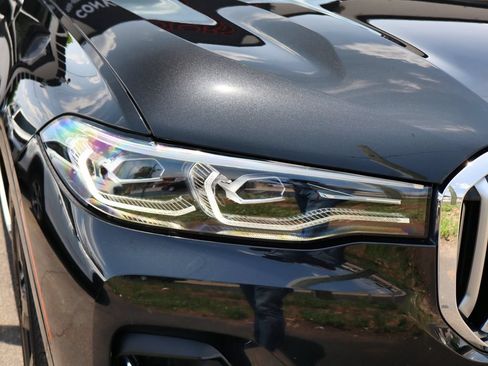 Used 2020 BMW X7 xDrive40i w/ Premium Package AWD/4WD image 10