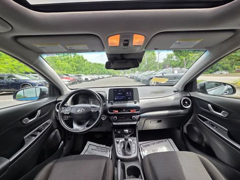 Used 2022 Hyundai Kona SEL w/ Convenience Package AWD/4WD image 16