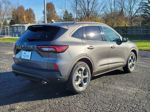 New 2026 Ford Escape ST-Line w/ Cold Weather Package image 4