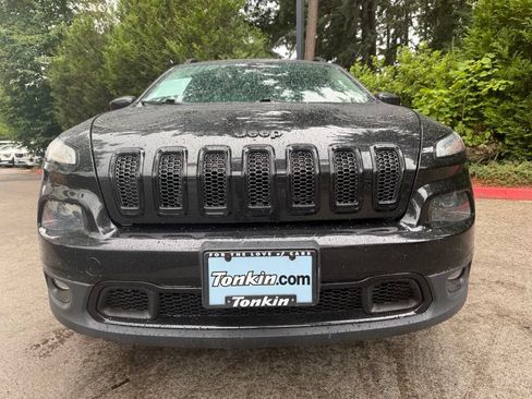 Used 2014 Jeep Cherokee Latitude w/ Comfort/Convenience Group AWD/4WD image 13