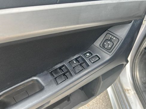 Used 2009 Mitsubishi Lancer ES FWD image 12