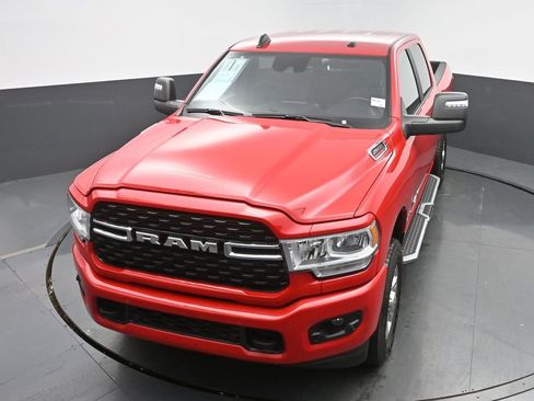 Used 2024 RAM 2500 Big Horn w/ Safety Group image 38