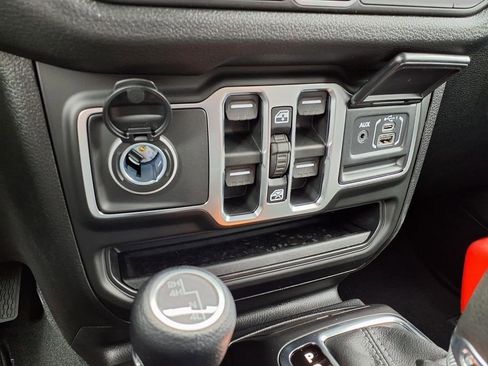 New 2026 Jeep Wrangler Unlimited Sport AWD/4WD image 10