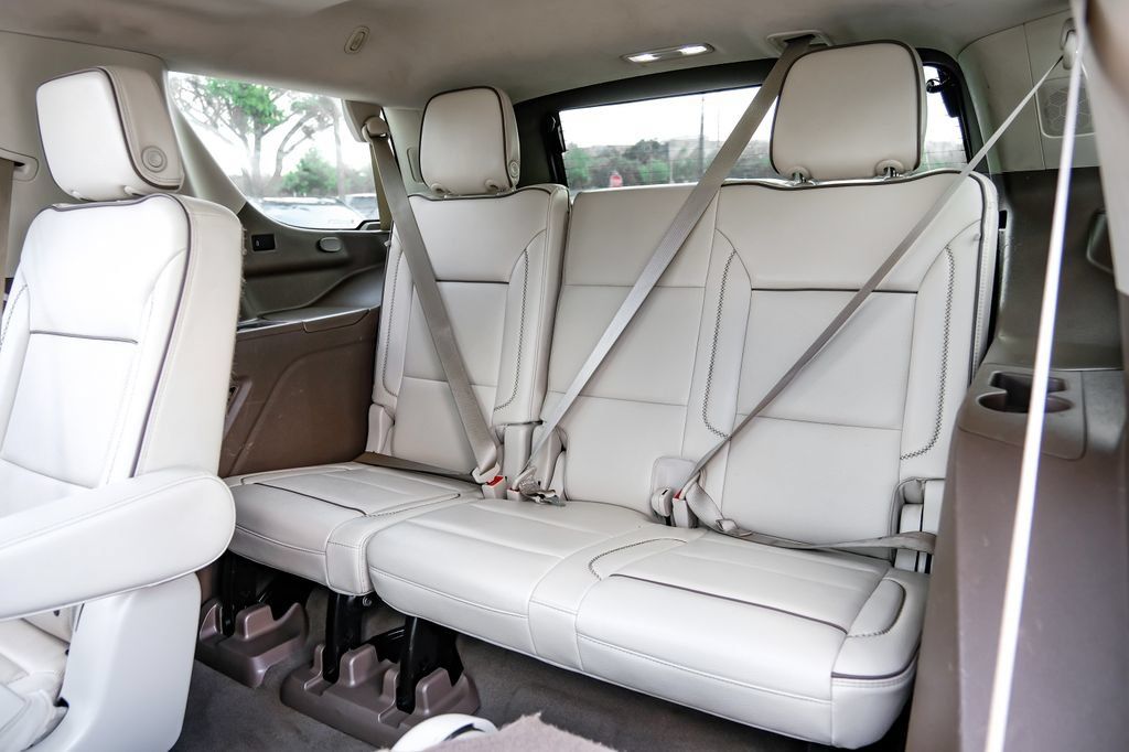 Used 2022 GMC Yukon Denali AWD/4WD image 47