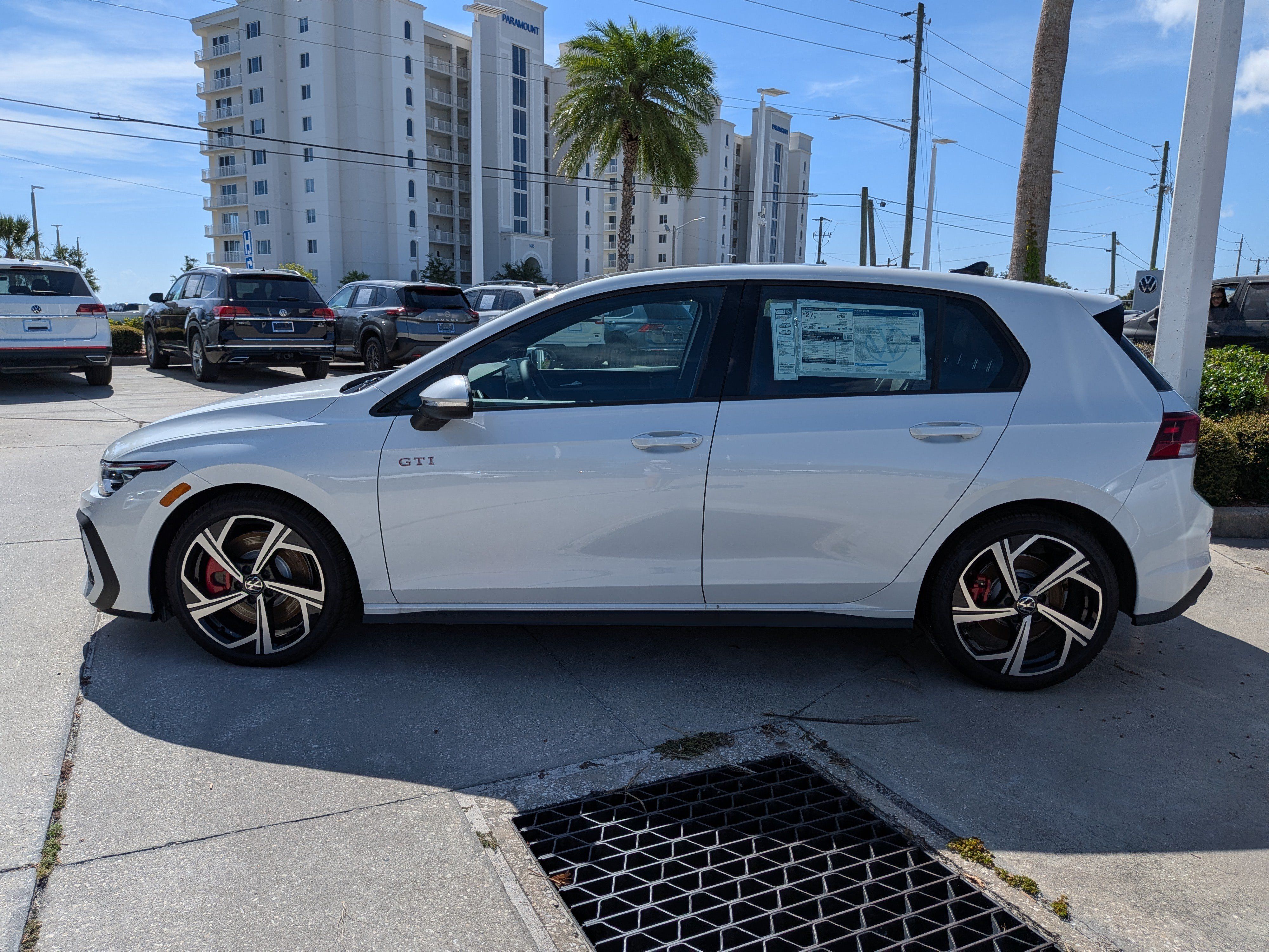 New 2026 Volkswagen GTI SE FWD image 6