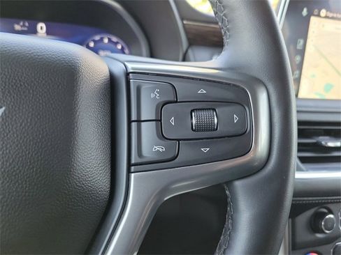 Certified 2023 Chevrolet Suburban Z71 w/ Luxury Package image 23