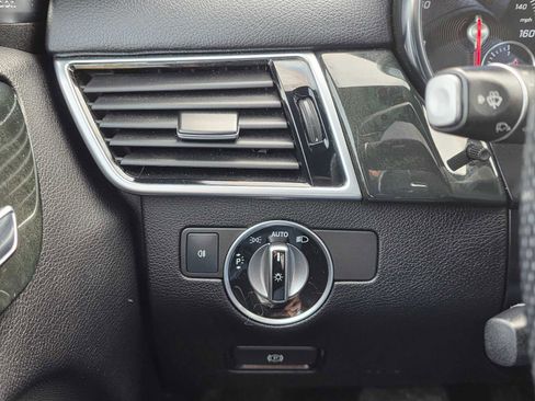 Used 2019 Mercedes-Benz GLS 450 4MATIC image 38