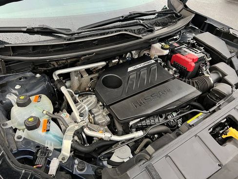 Used 2023 Nissan Rogue S image 38
