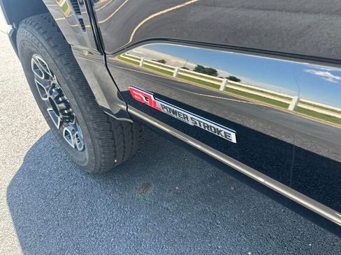 New 2025 Ford F350 Platinum image 36