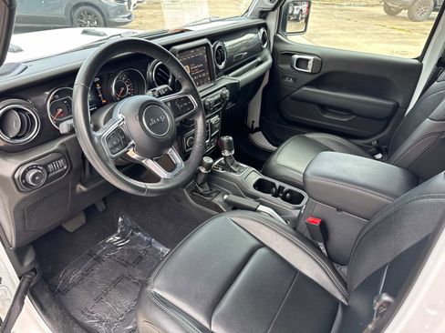 Certified 2021 Jeep Wrangler Unlimited Sahara AWD/4WD image 20