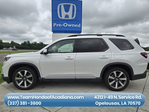 Certified 2025 Honda Pilot Elite image 1
