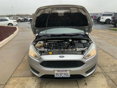 Used 2017 Ford Focus SE image 11