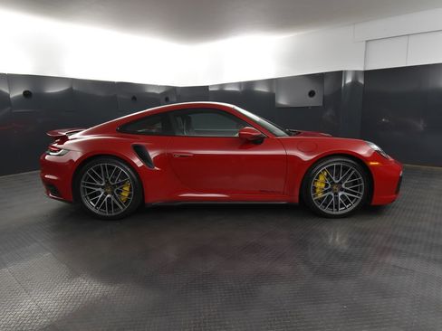 Used 2022 Porsche 911 Turbo S image 8