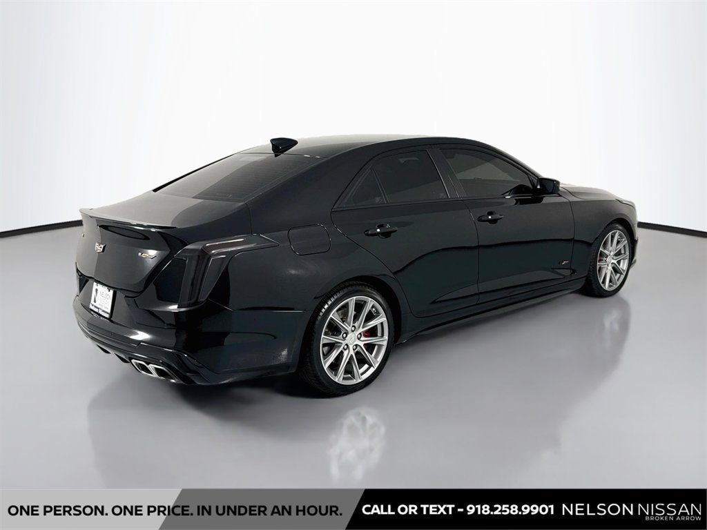 Used 2021 Cadillac CT4 V w/ Technology Package RWD image 5