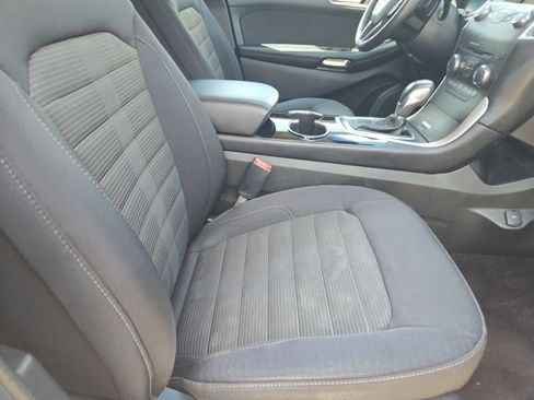 Used 2017 Ford Edge SEL FWD image 19