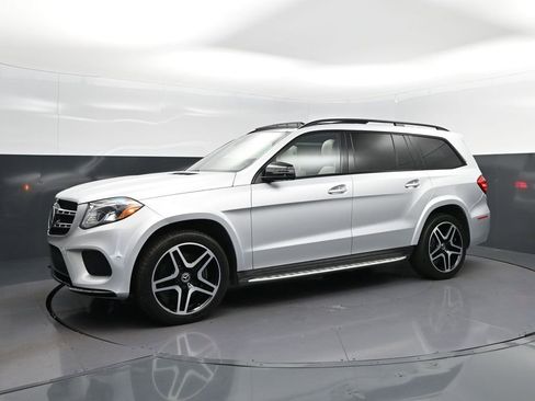 Used 2019 Mercedes-Benz GLS 550 4MATIC image 3