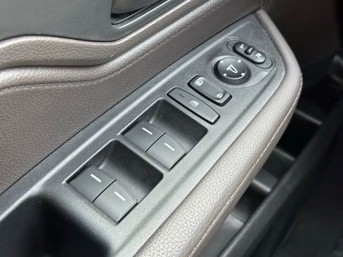 Used 2019 Honda Odyssey EX image 24