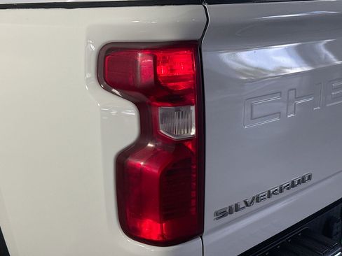 Used 2022 Chevrolet Silverado 2500 W/T w/ WT Convenience Package image 34