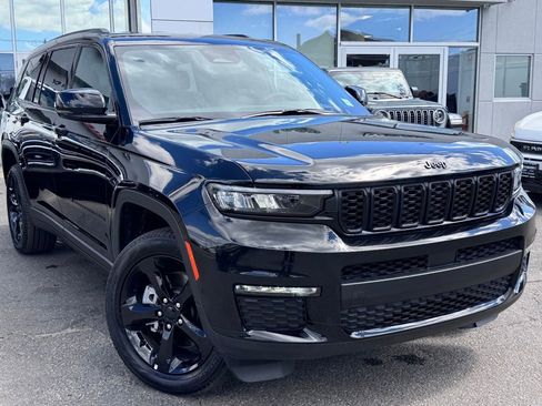 Used 2025 Jeep Grand Cherokee L Limited w/ Black Appearance Package image 1