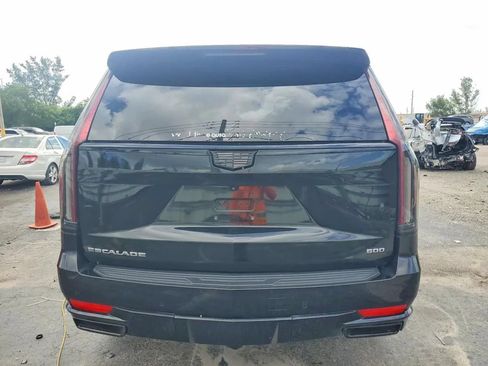 Used 2023 Cadillac Escalade Luxury RWD image 6