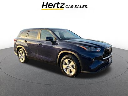 Used 2025 Toyota Highlander LE