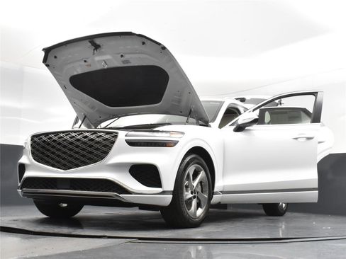 New 2026 Genesis GV70 2.5T Select image 22