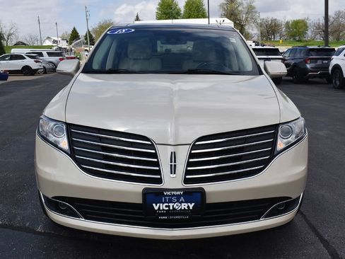 Used 2018 Lincoln MKT AWD w/ Technology Package image 26
