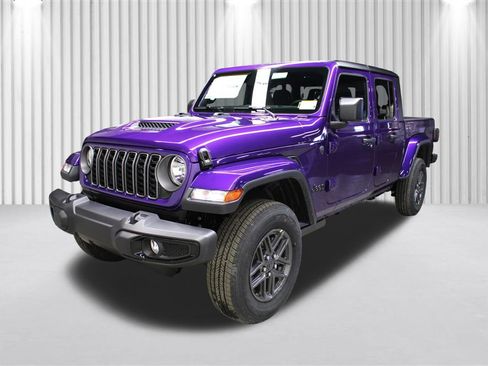 New 2026 Jeep Gladiator Sport image 8