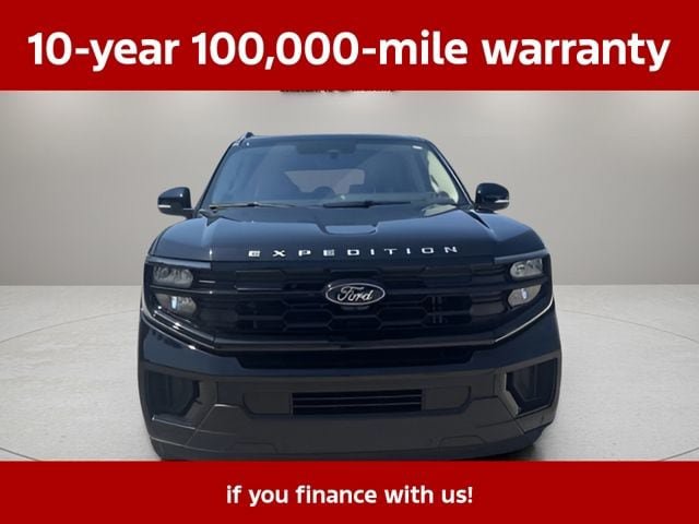 Used 2025 Ford Expedition Max Active AWD/4WD image 9