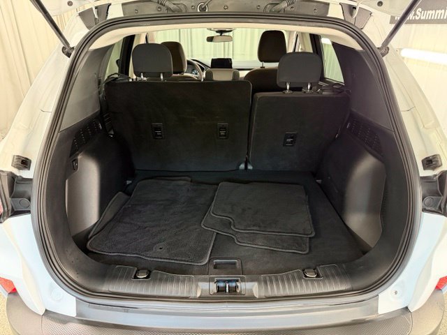 Used 2021 Ford Escape SE FWD image 9
