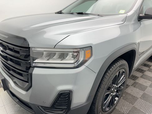 Certified 2023 GMC Acadia SLE w/ Driver Convenience Package image 11