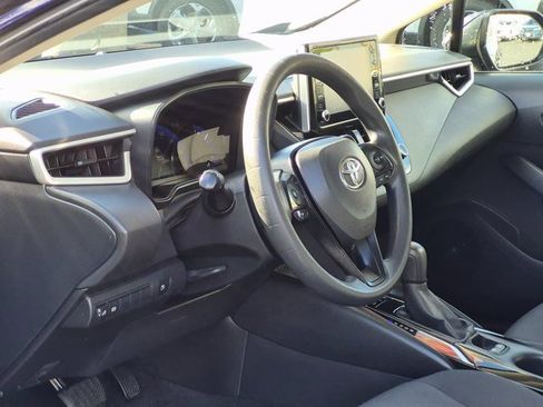 Used 2020 Toyota Corolla LE image 10