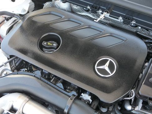 Used 2025 Mercedes-Benz CLA 250 image 29