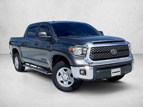 Used 2018 Toyota Tundra SR5 w/ SR5 Upgrade Package AWD/4WD image 12